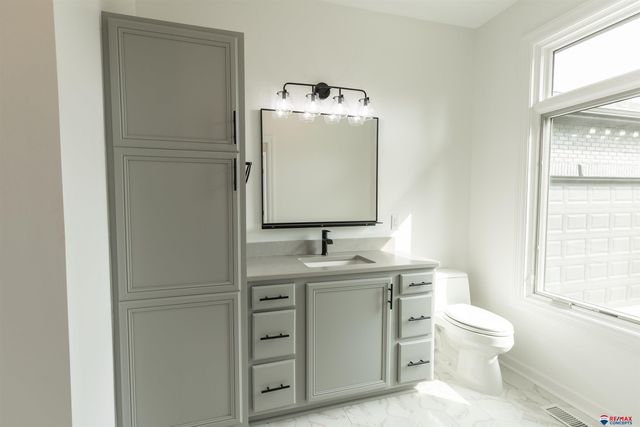 5241 Troon Drive, Lincoln, NE 68526