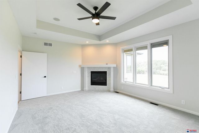 5241 Troon Drive, Lincoln, NE 68526