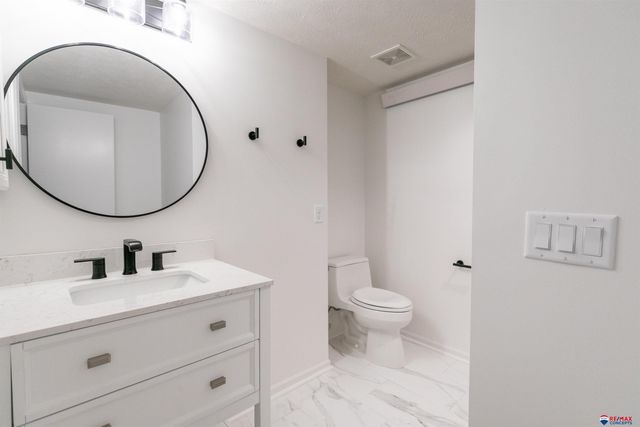 5241 Troon Drive, Lincoln, NE 68526