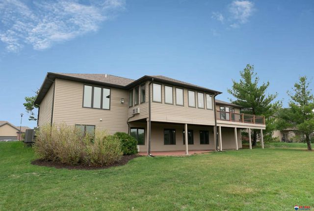 5241 Troon Drive, Lincoln, NE 68526