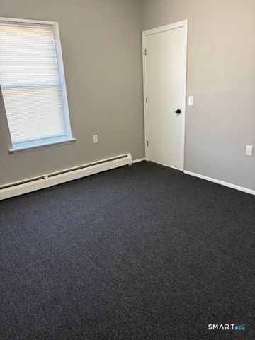 344 Washington Avenue 4D, Waterbury, CT 06708