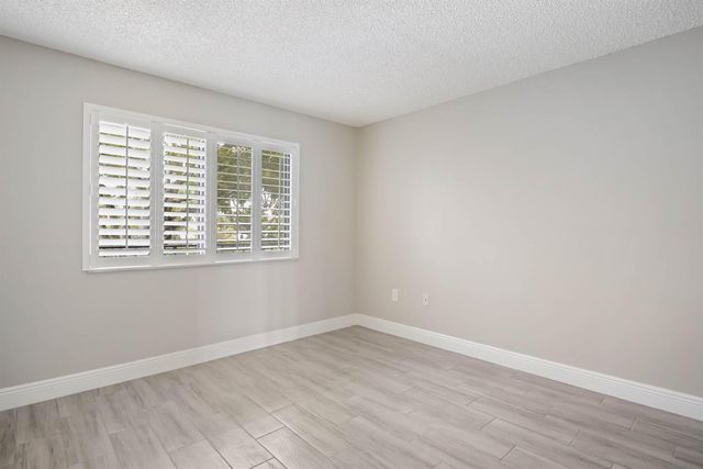 4254 Deste Court 208, Lake Worth, FL 33467
