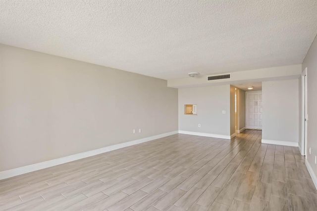 4254 Deste Court 208, Lake Worth, FL 33467