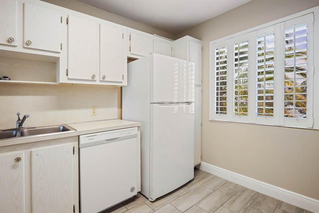 4254 Deste Court 208, Lake Worth, FL 33467