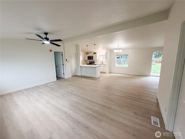 35101 34th Avenue E, Eatonville, WA 98328