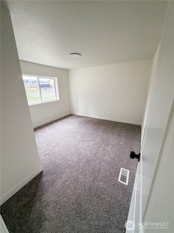 35101 34th Avenue E, Eatonville, WA 98328