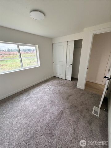 35101 34th Avenue E, Eatonville, WA 98328