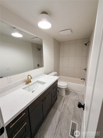 35101 34th Avenue E, Eatonville, WA 98328