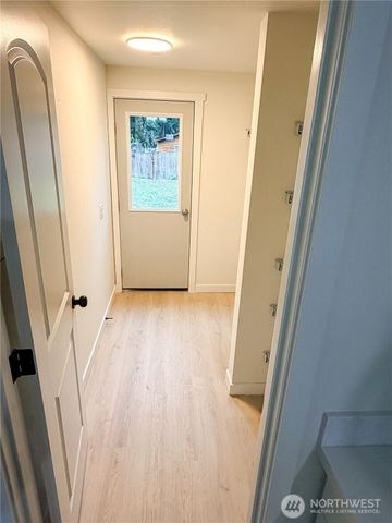 35101 34th Avenue E, Eatonville, WA 98328