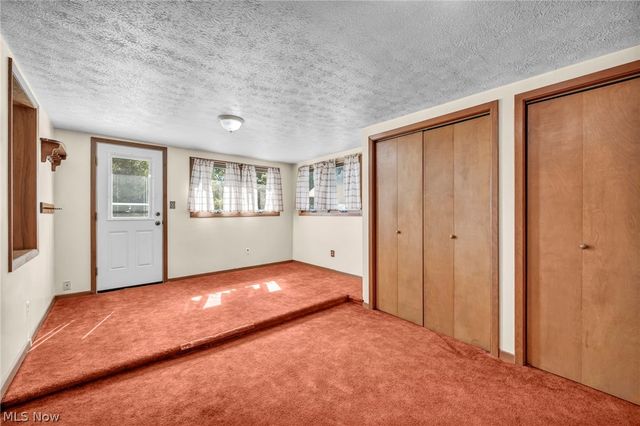 224 Kenyon Road, Eastlake, OH 44095