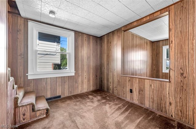 224 Kenyon Road, Eastlake, OH 44095