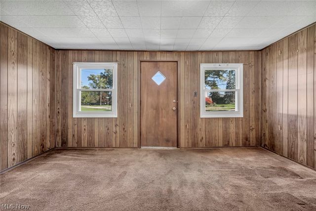 224 Kenyon Road, Eastlake, OH 44095
