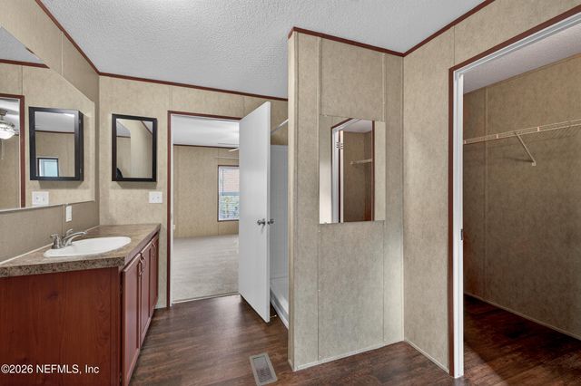 2963 BACKWOODS Drive, Middleburg, FL 32068