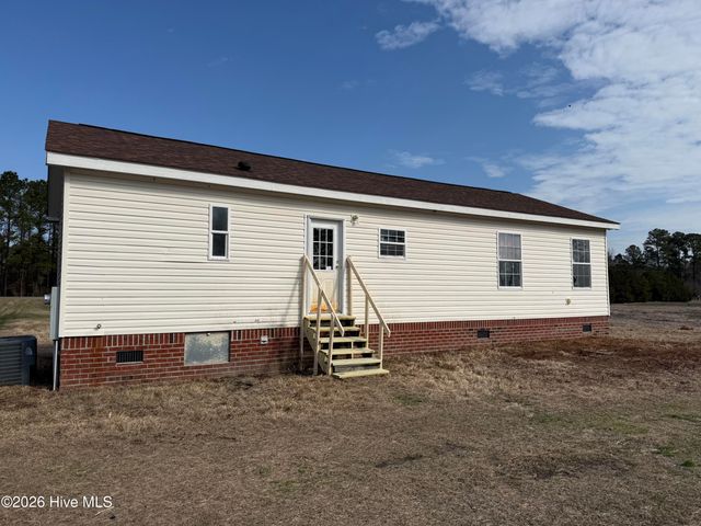 2481 Zims Trail NE, Bolivia, NC 28422