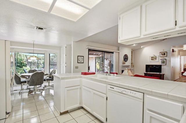 11609 Boom Pointer Way, Rancho Cordova, CA 95670