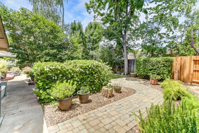 11609 Boom Pointer Way, Rancho Cordova, CA 95670