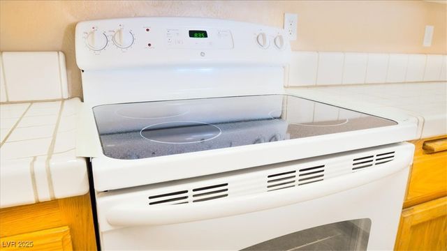 2710 Dapple Street, Pahrump, NV 89048