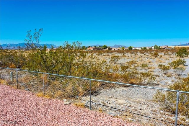2710 Dapple Street, Pahrump, NV 89048