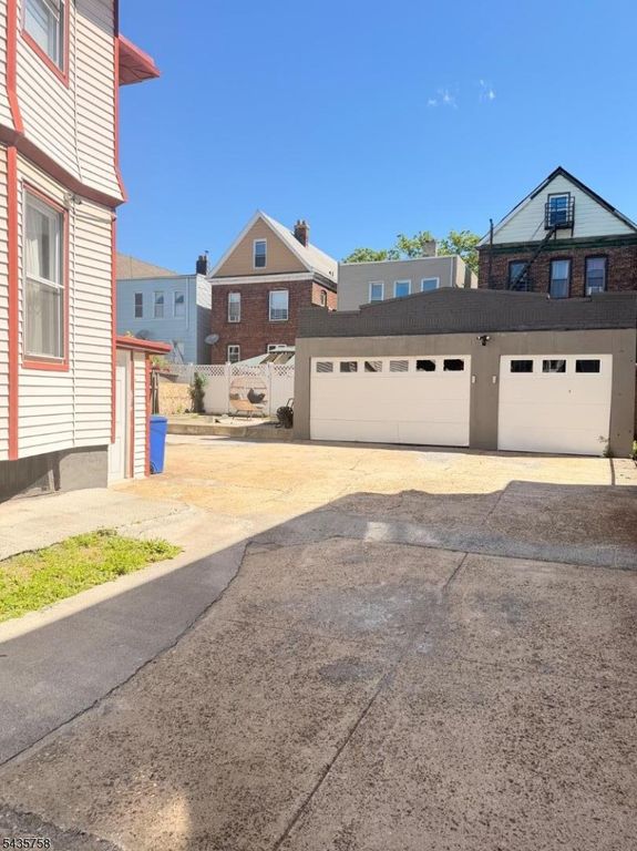 52 Warner Ave, Jersey City, NJ 07305 — photo 3