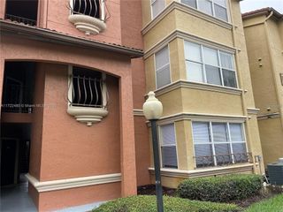 5160 CONROY ROAD 1414, Orlando, FL 32811