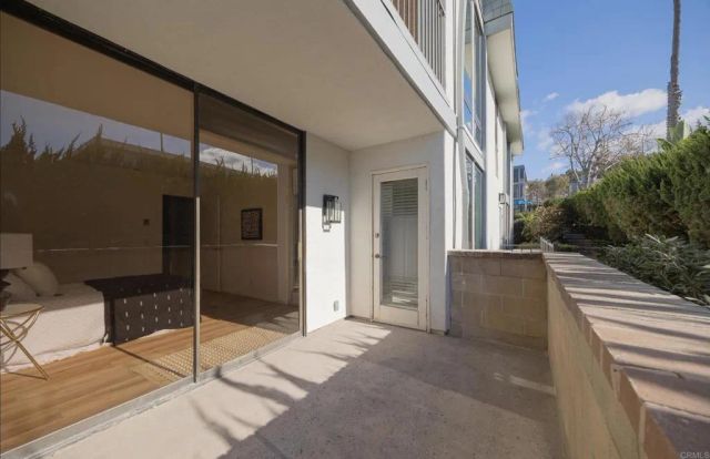 424 Stratford Court, Del Mar, CA 92014
