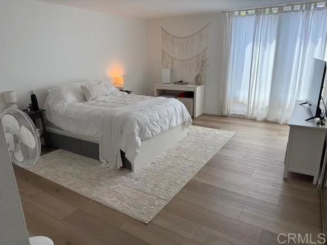 424 Stratford Court, Del Mar, CA 92014