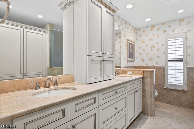 1057 Sand Castle RD, Sanibel, FL 33957