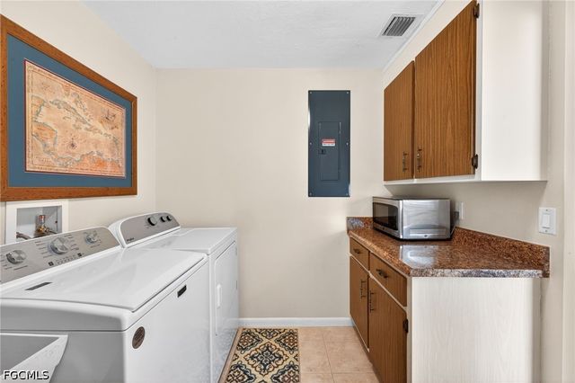 1057 Sand Castle RD, Sanibel, FL 33957