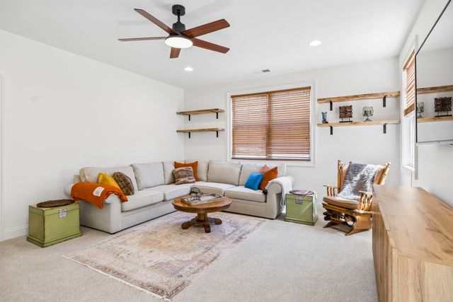 710 Abbott Pl, Franklin, TN 37064