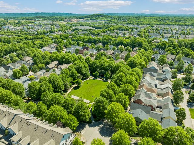 710 Abbott Pl, Franklin, TN 37064