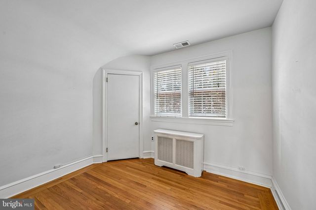 12 WINDSOR CIR, Springfield, PA 19064