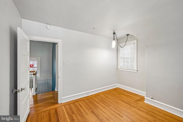 12 WINDSOR CIR, Springfield, PA 19064