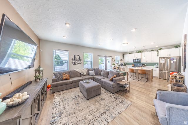1117 S 1275 W, Clearfield, UT 84015