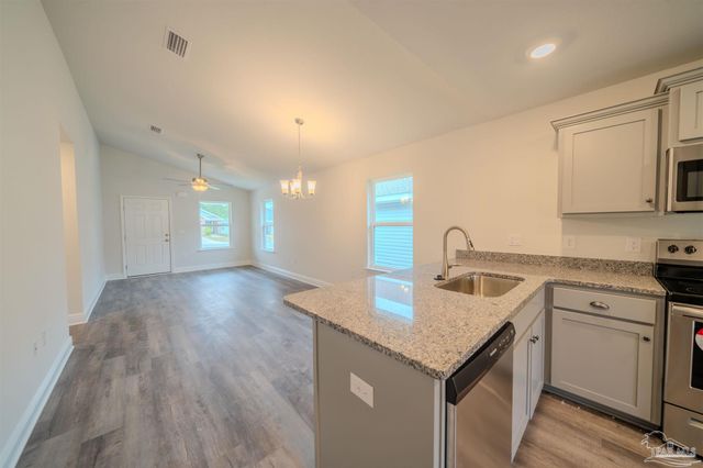 1074 Brimwood Cir 9A, Cantonment, FL 32533