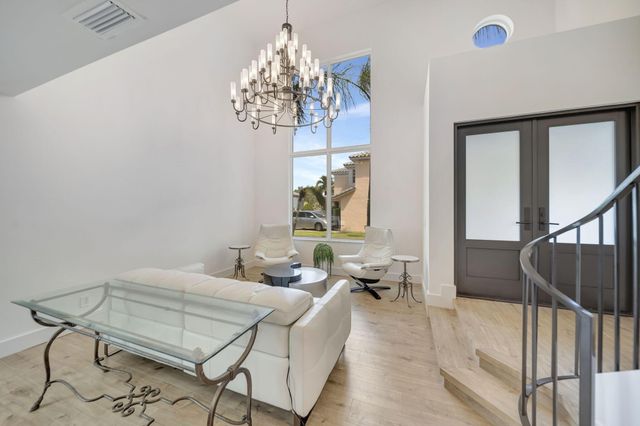 5631 NW 43rd Way, Coconut Creek, FL 33073