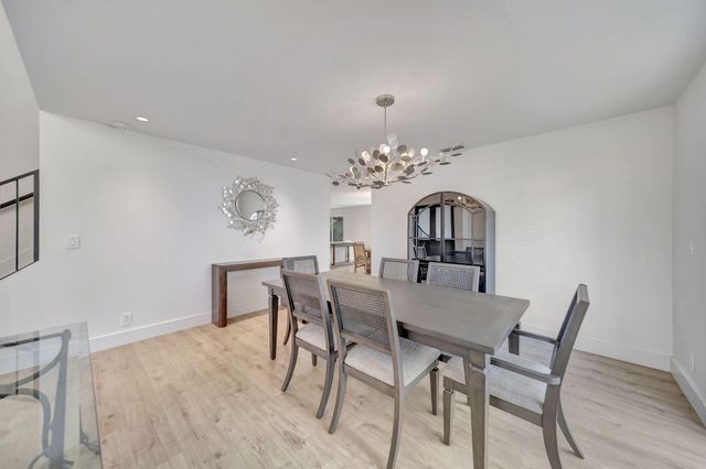 5631 NW 43rd Way, Coconut Creek, FL 33073