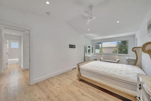 5631 NW 43rd Way, Coconut Creek, FL 33073