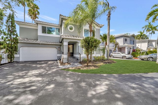 5631 NW 43rd Way, Coconut Creek, FL 33073