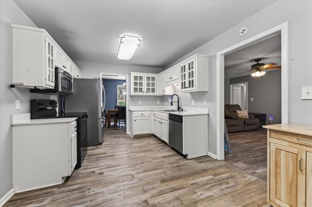 3475 Eastridge Rd, Woodlawn, TN 37191