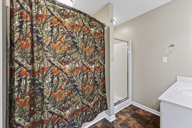 3475 Eastridge Rd, Woodlawn, TN 37191