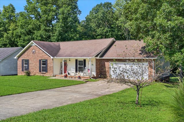 3475 Eastridge Rd, Woodlawn, TN 37191