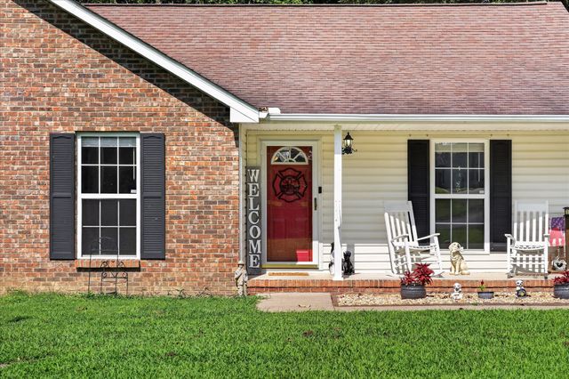 3475 Eastridge Rd, Woodlawn, TN 37191