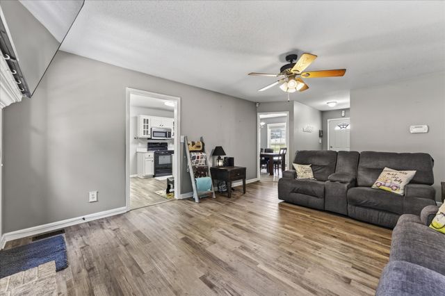 3475 Eastridge Rd, Woodlawn, TN 37191