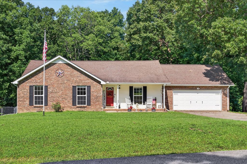 3475 Eastridge Rd, Woodlawn, TN 37191