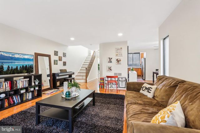 627 SAYRE DR, Princeton, NJ 08540