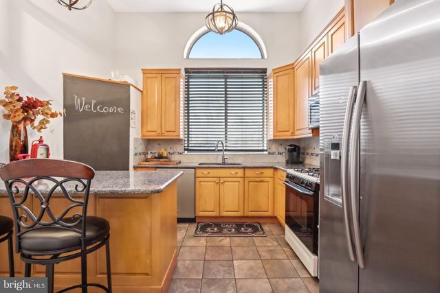 627 SAYRE DR, Princeton, NJ 08540