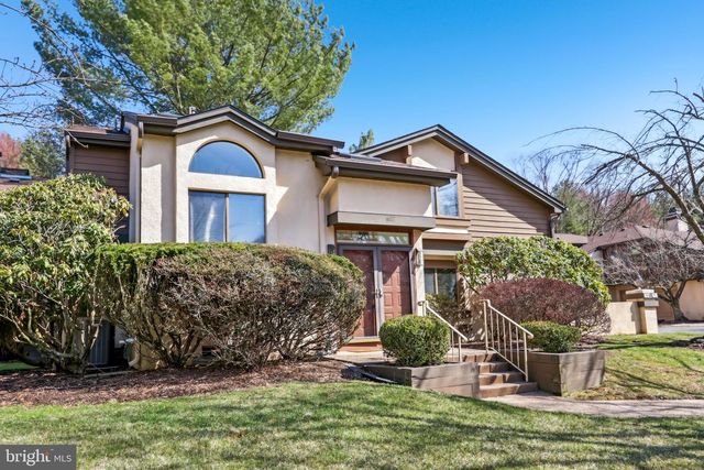 627 SAYRE DR, Princeton, NJ 08540