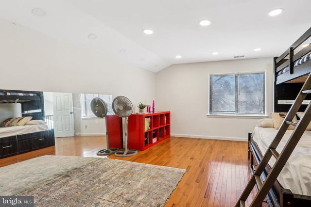 627 SAYRE DR, Princeton, NJ 08540