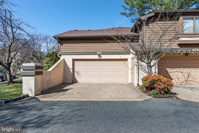 627 SAYRE DR, Princeton, NJ 08540