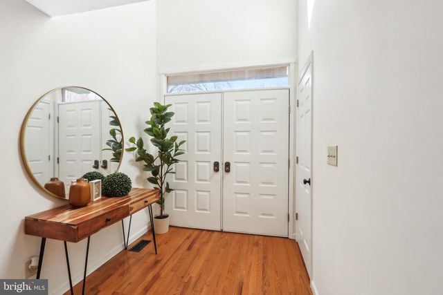 627 SAYRE DR, Princeton, NJ 08540